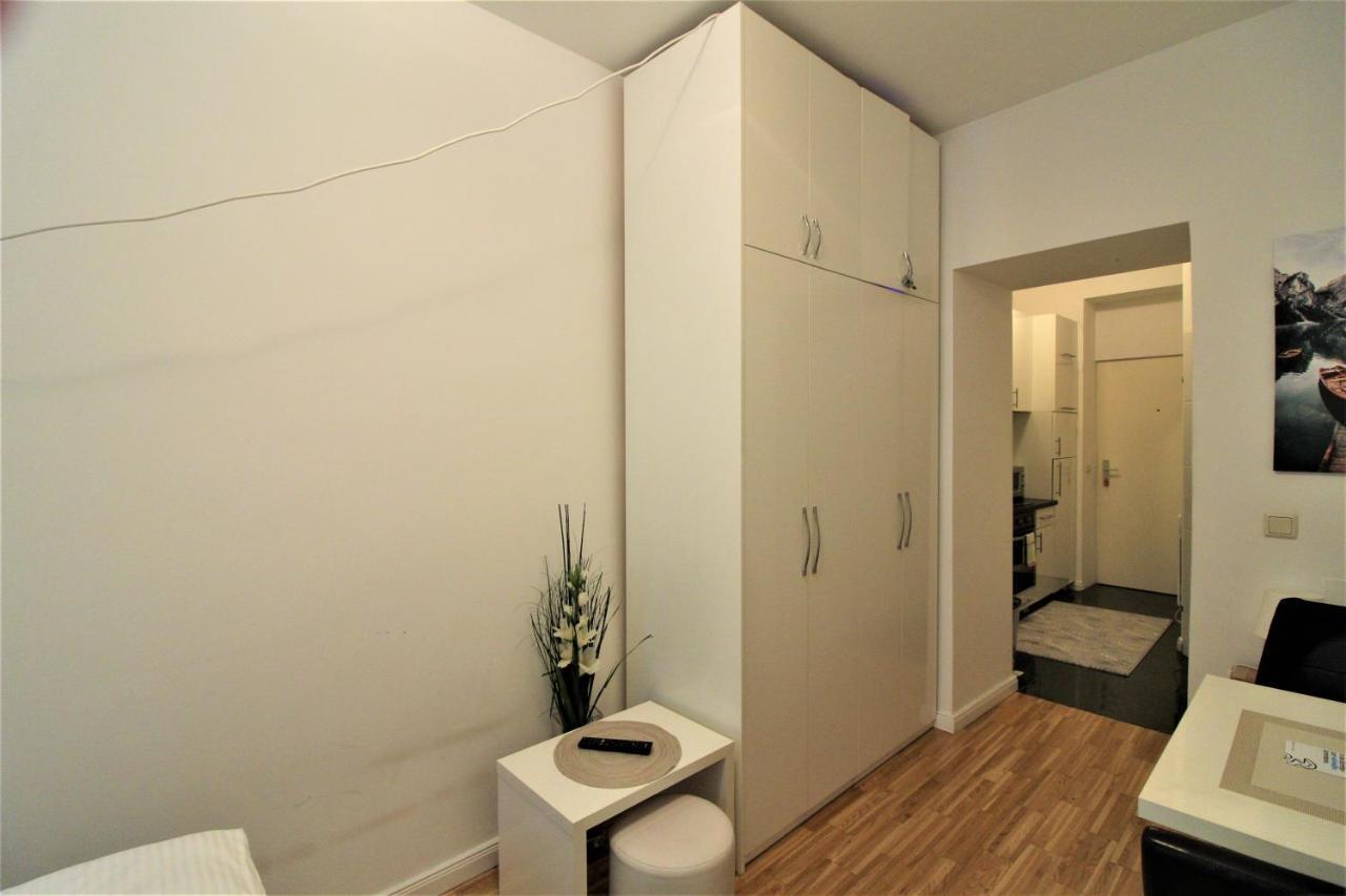 Small Studio Close To City Center Wien Eksteriør bilde