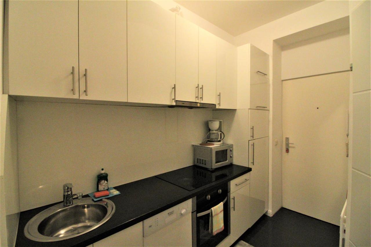 Small Studio Close To City Center Wien Eksteriør bilde